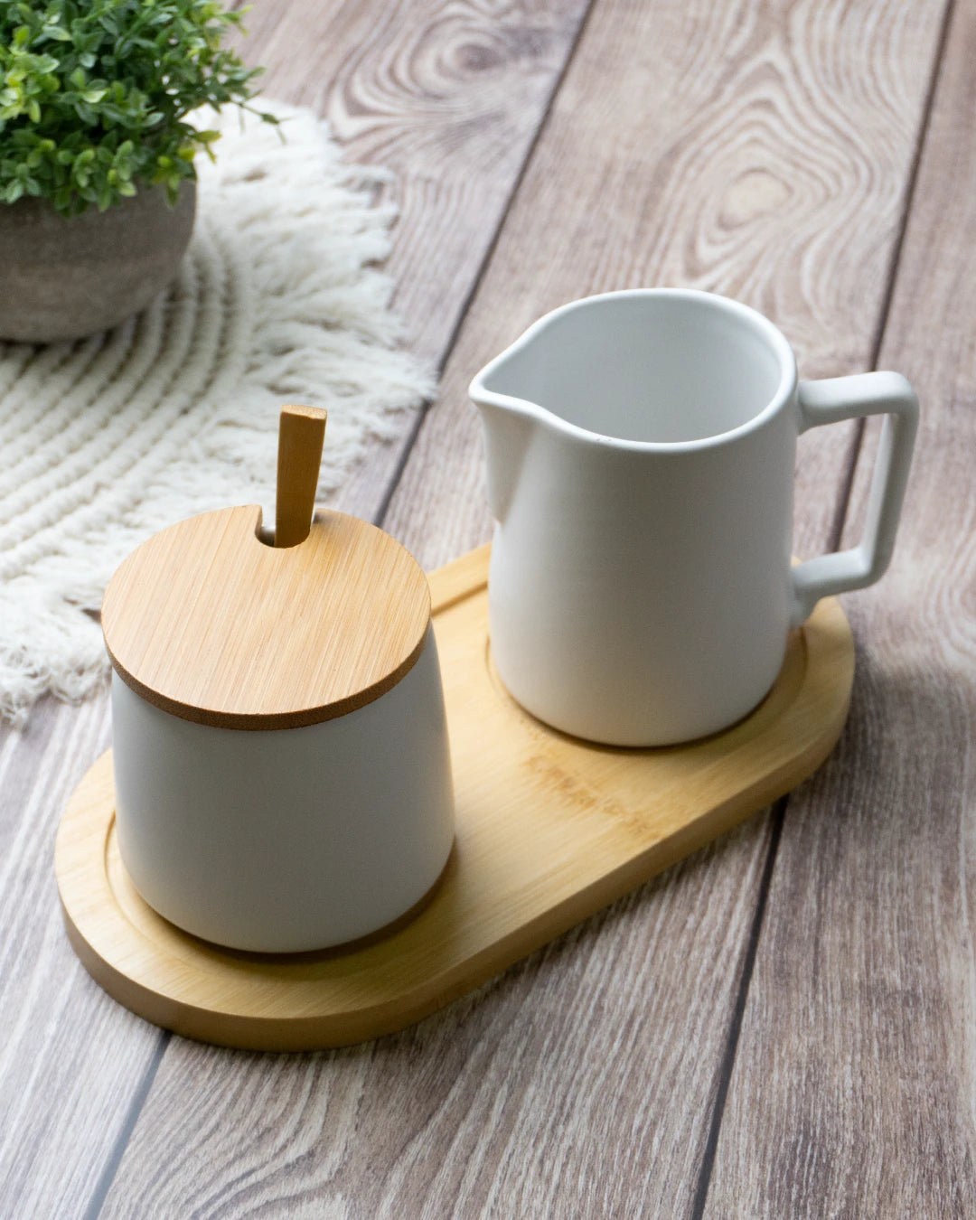 Milch und Zucker Set mit Deckel, Löffel & Milchkännchen